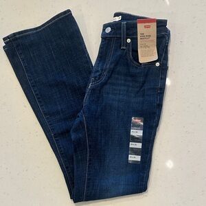 NWT Levi’s 725 High Rise Bootcut Jeans Size 26